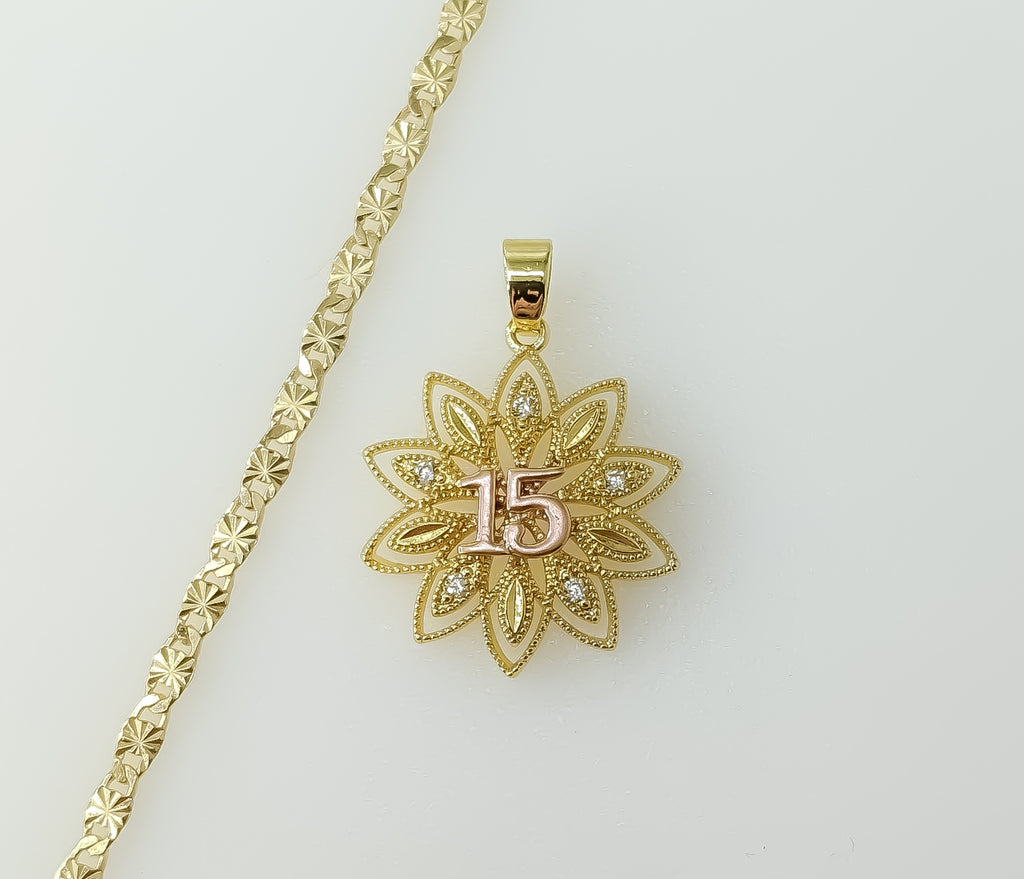 Gold Plated Quince Star Chain Multicolor Beaded Necklace with dainty charm design.
Gold Plated Dainty Multicolor Star Sh