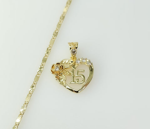 Gold plated star-shaped chain necklace with a delicate heart pendant and clasp.

Gold plated star-shaped chain with a da