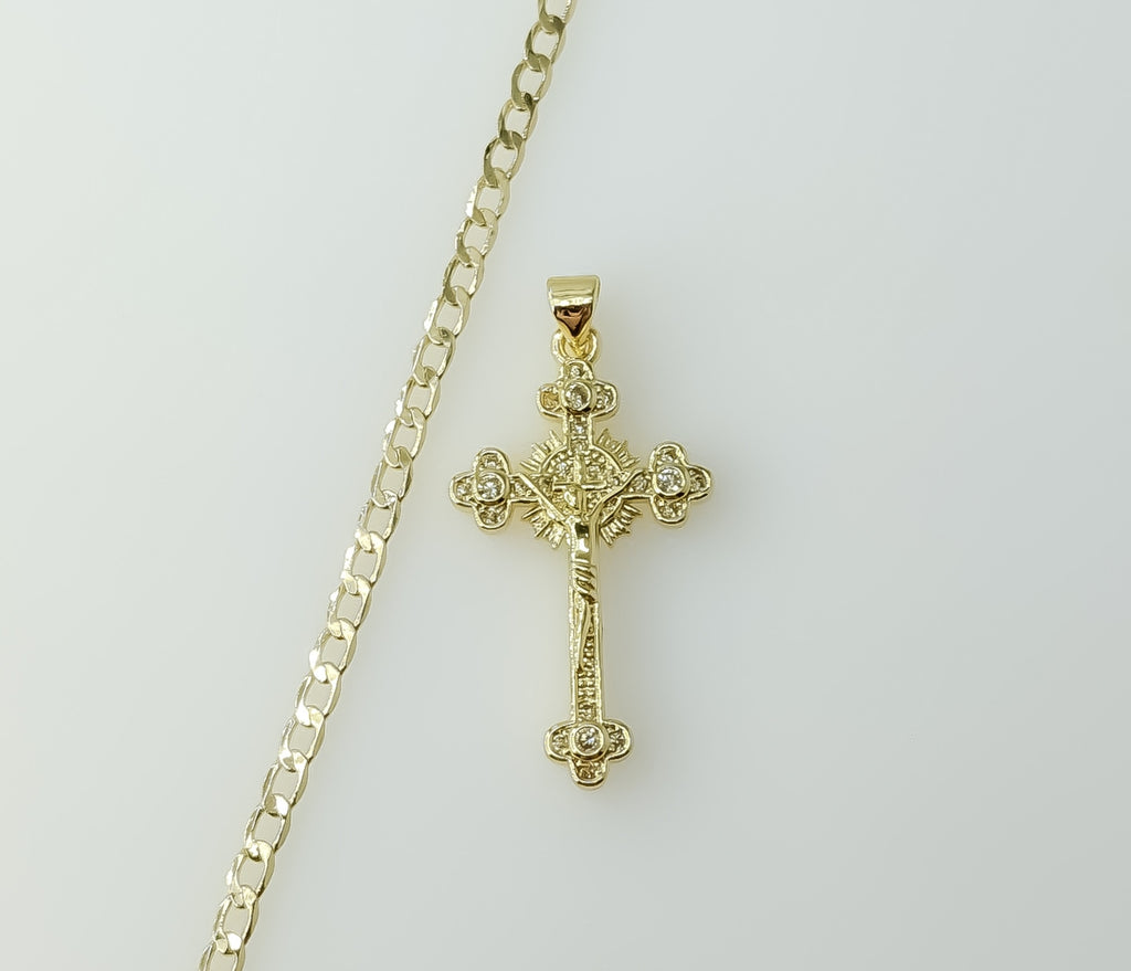 14K gold plated Cuban chain necklace featuring a small cross pendant on a 3mm chain. 
Gold plated Cuban link chain neckl