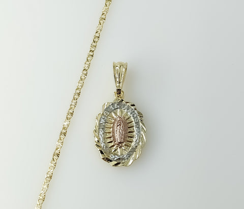 - A gold plated Virgin Mary 2.5mm star chain necklace with tri-color design.
- Tri-color gold plated Virgin Mary 2.5mm s