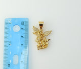 Golden plated archangel pendant with a star design shape
Delicate gold plated pendant featuring a Saint Michael symbol
S