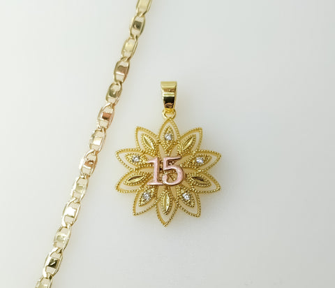 Gold plated multicolor anchor chain necklace with dainty 3mm flat links.
Gold plated anchor chain necklace featuring mul