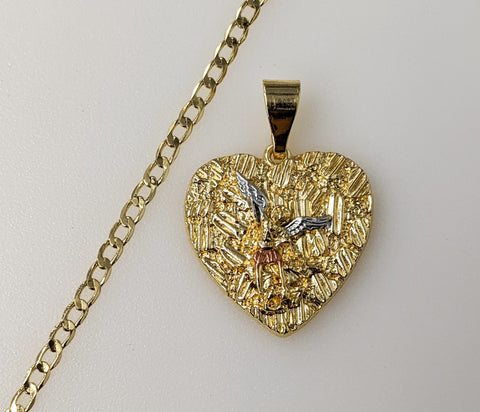 Gold plated 14K Archangel Saint Michael Cuban chain necklace with delicate link design.
Gold plated 14K Cuban chain Arch