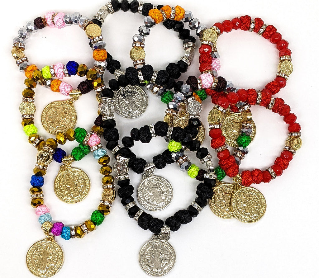 Amazon.com: LESLIE BOULES Red Thread Saint Benedict Bracelet Blue Evil Eye  & Genuine Azabache Stone Pendants Handmade Jewelry: Clothing, Shoes &  Jewelry