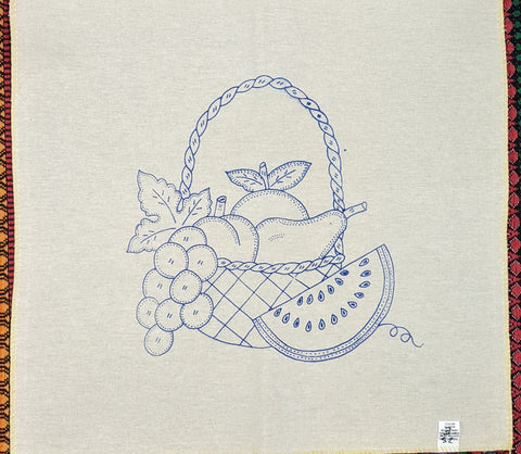 El rincón de Madame Lafayette: Cómo traspasar un motivo de bordado a la tela  / How to transfer an embroidery motif to the fabric